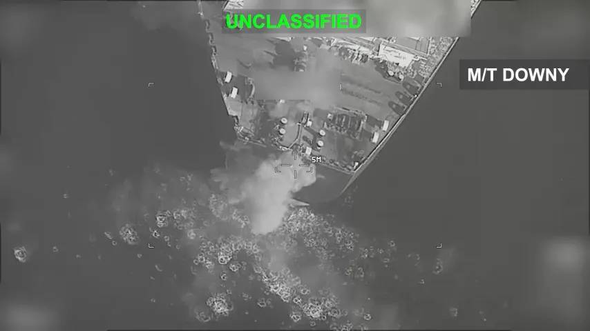 USA versenken drei iranische Schiffe. CENTCOM veröffentlicht Aufnahmen der Explosionen