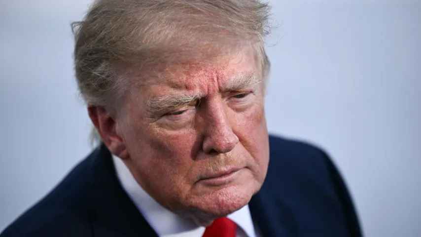 Trump droht, Waffenlieferungen zu stoppen / NATO-Botschafter: Versorgung Kiews geht weiter