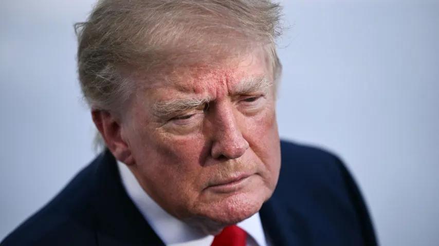 Trump droht, Waffenlieferungen zu stoppen / NATO-Botschafter: Versorgung Kiews geht weiter