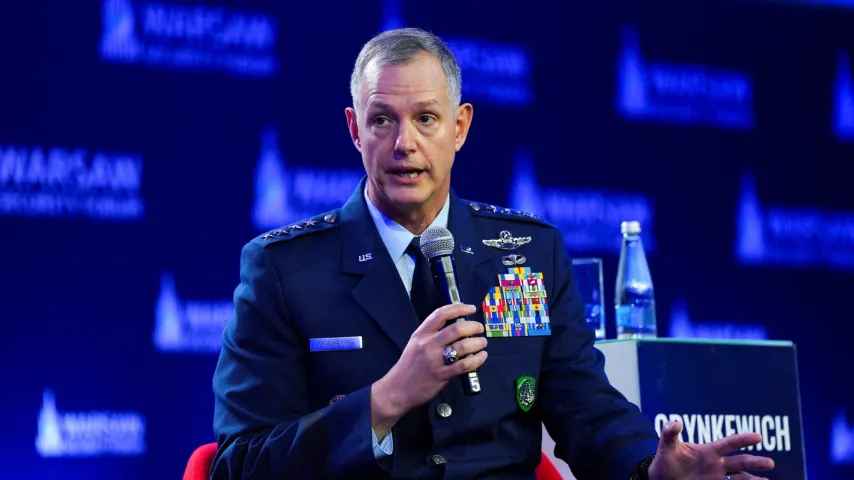 Wenn der Gegner den Angriff fortsetzt...", US-NATO-Kommandeur richtet Botschaft an Russland