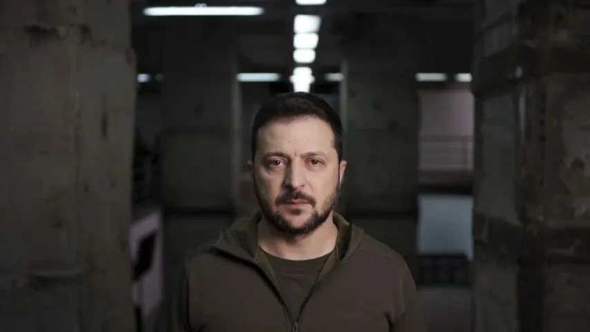 Front durchhalten als Verhandlungsbasis: Selenskyj ruft zu Ausdauer auf