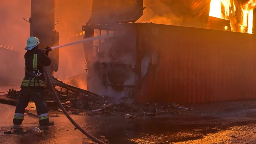 Russland reagiert auf ukrainischen Angriff auf Öltanker, trifft Hafen Odessa: 7 Tote, 15 Verletzte