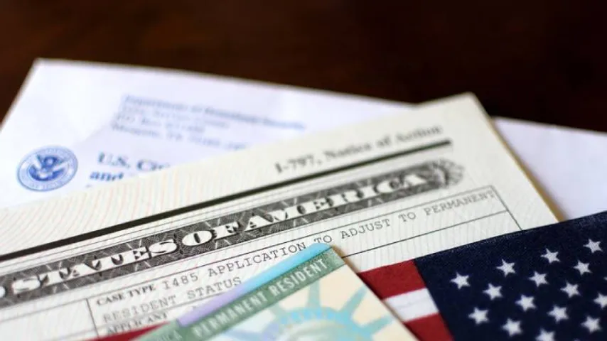 Trump schließt US-Lotterie nach Schüssen an Uni, bei denen zwei getötet wurden