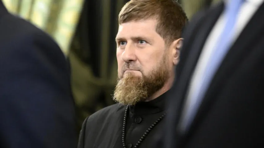 Selenskyj: Nach Maduro sollen USA Kadyrow stürzen! Tschetschene: Hättest du Männlichkeit