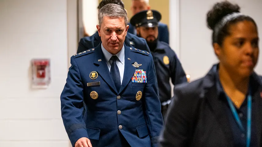 Hoher General erzürnt Trump / Warnte vor US-Angriff auf Iran