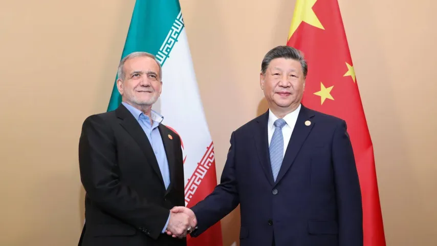 China bereit, auf Seiten Irans einzugreifen. Berichte über finanzielle Hilfe und Raketen