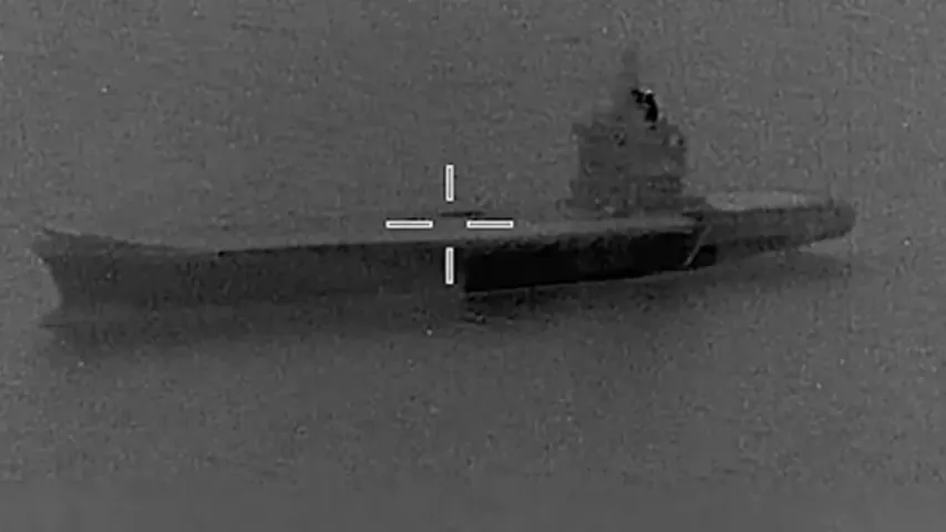 Die USA versenken den Stolz der iranischen Flotte.