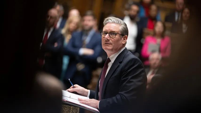 Großbritannien besorgt über den Krieg: Starmer beruft dringendes Treffen zu Wirtschaftsfolgen