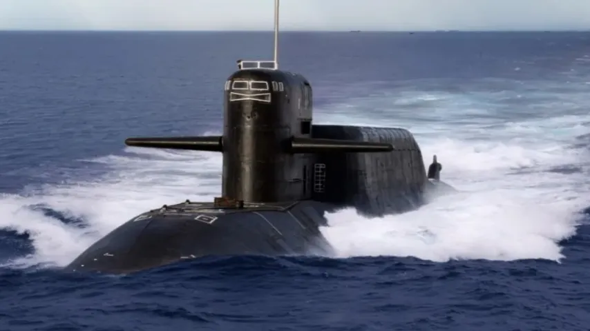 Großbritannien warnt Putin vor russischen U-Booten: Jeder Angriff auf Kabel hat ernste Folgen