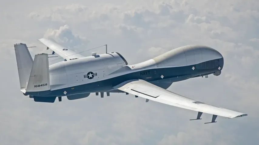 US-Marinedrohnen überwachen die Straße von Hormus