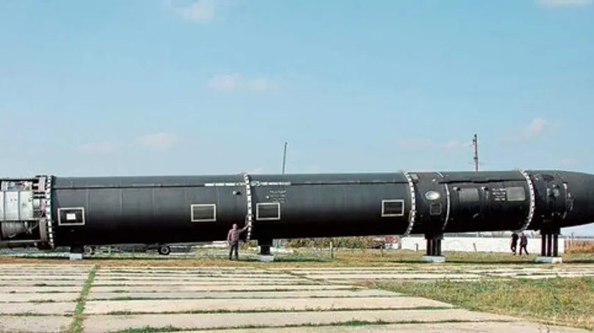 Putins Mega-Atomwaffe / Russland testet Satan 2, größte Rakete der Welt