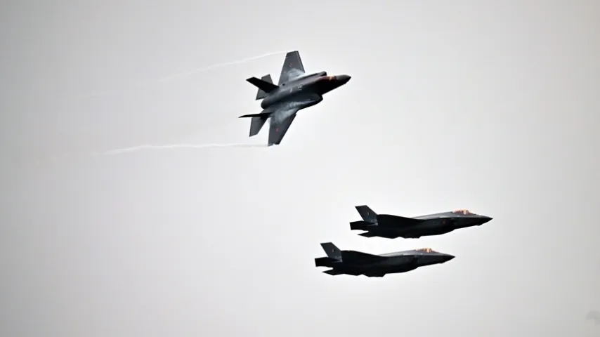 NATO schießt russische Drohne über Lettland ab / Spannungen: Kamikaze explodiert in Moldau