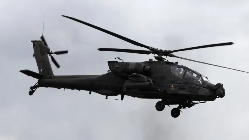 US-Helikopter stürzt in Hormus ab – zwei Piloten an Bord sicher, bestätigt Trump