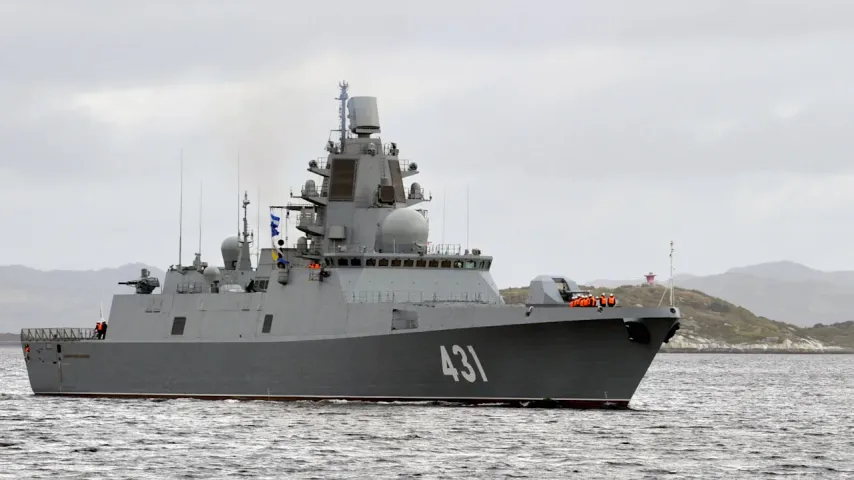 Putin sammelt Kriegsschiffe in Ostsee – mit Hyperschallraketen greift er NATO in Wochen an